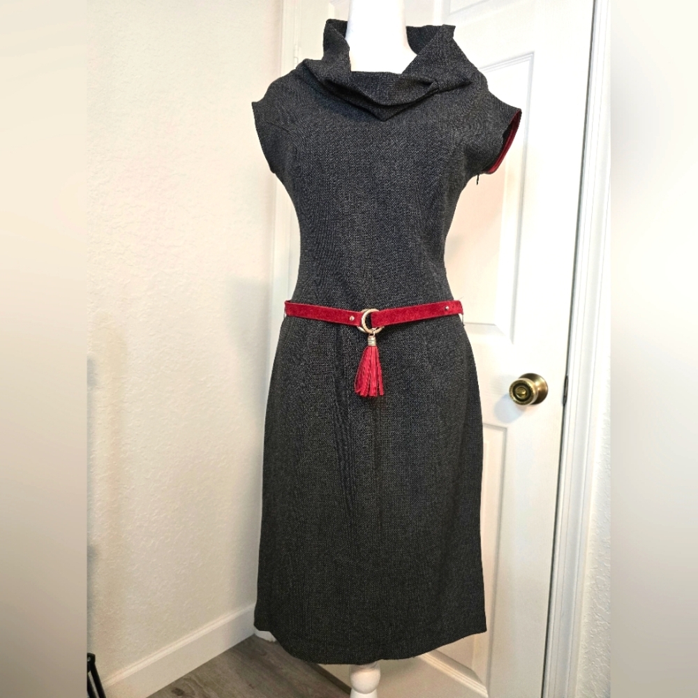 SANDRO FERRONE Chic Gray Dress with Red Belt